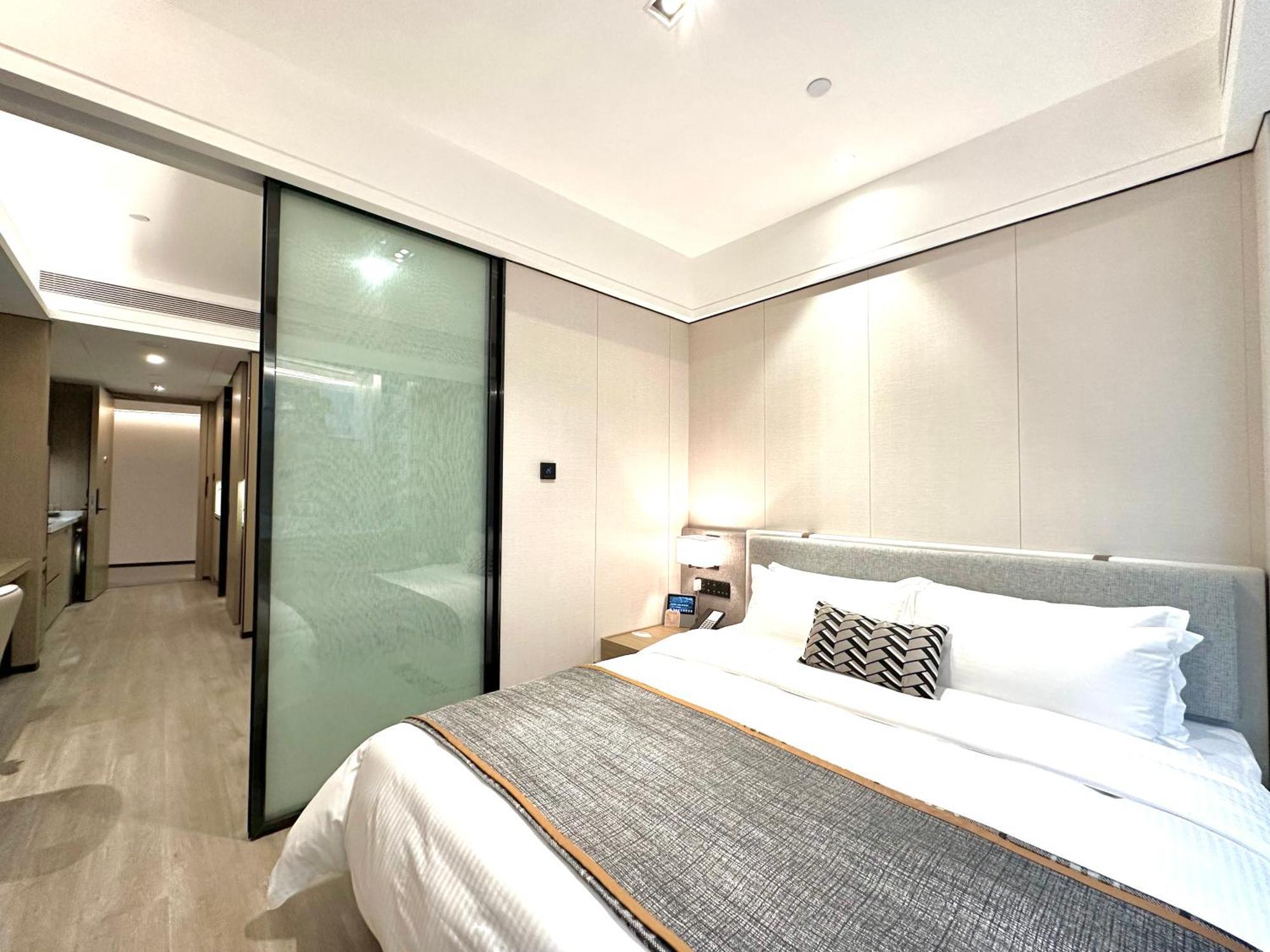 Cm Serviced Apartment Shenzhen Dongmen Exterior photo