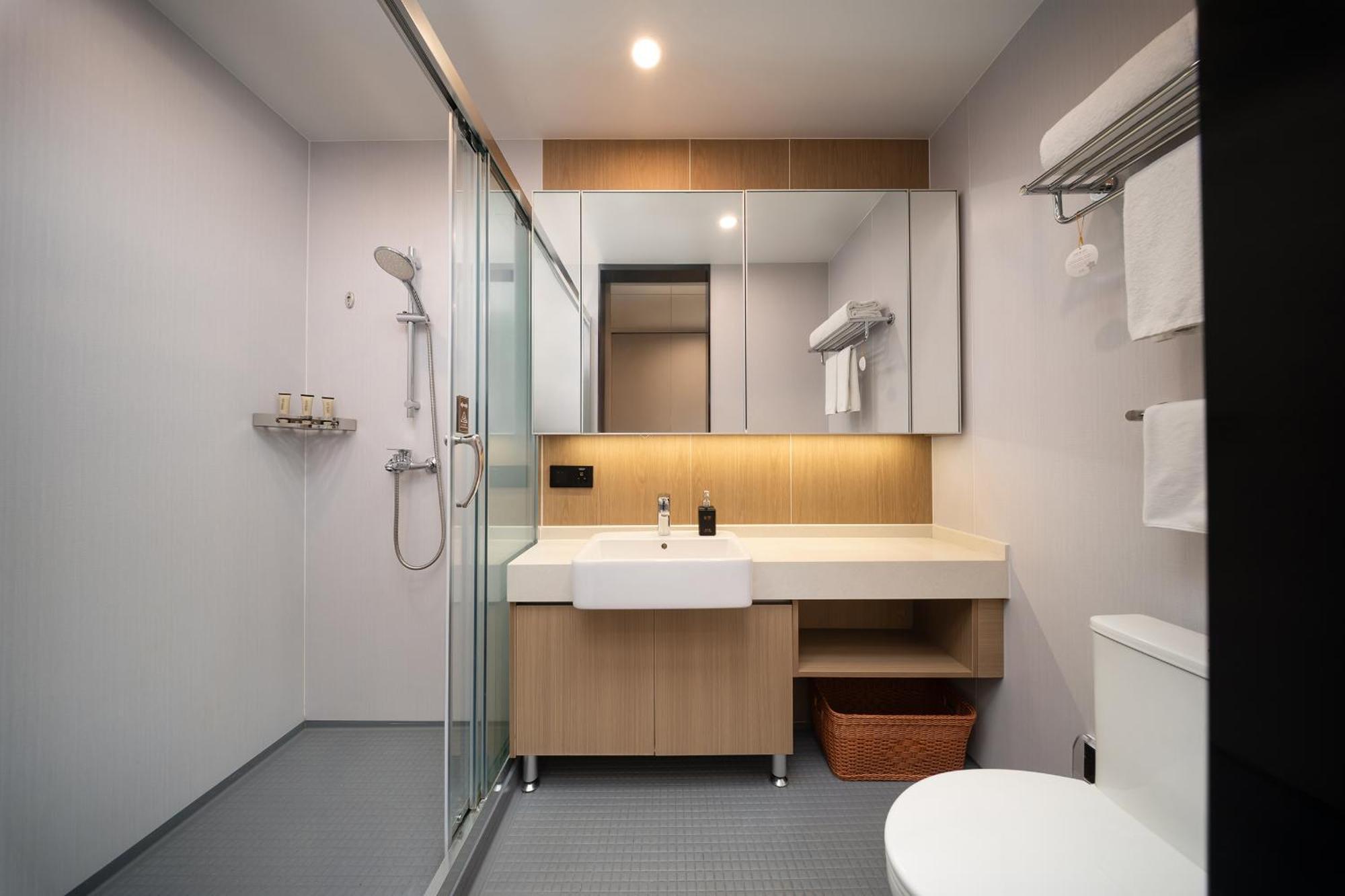 Cm Serviced Apartment Shenzhen Dongmen Exterior photo